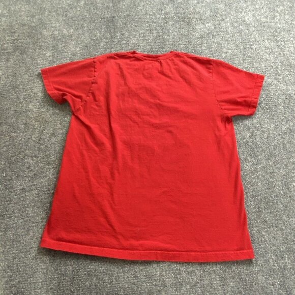 T Shirt‎ Womens Large Red What Happens in the Barn Stays in the Barn Lifestyle - Picture 7 of 7